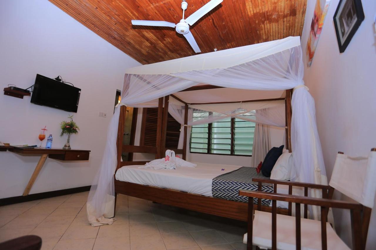 Pontoon Nyali Hotel Mombasa Exterior photo